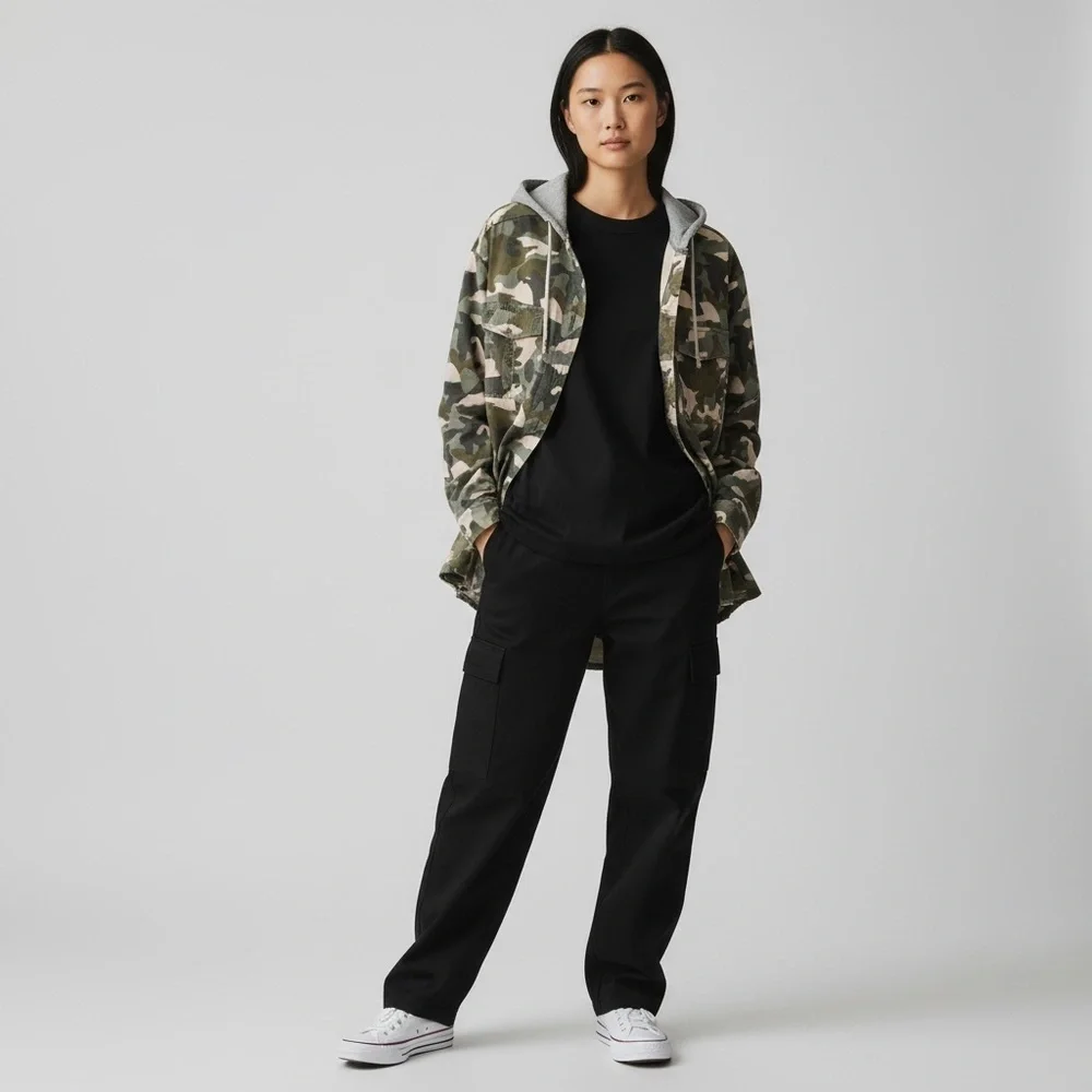 H&M divided camouflage cotton button down hoodie - Picture 3 of 10